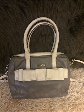 Kate Spade Alice Court Kaiya satchel in Cliff Gray and Off White